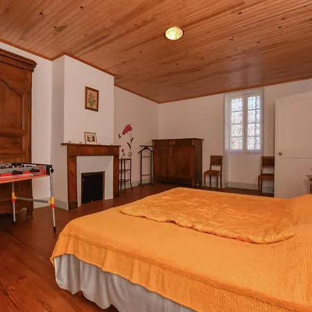 Beautiful Near The Forest, Cleaning Included Holiday home Montfaucon (Lot)