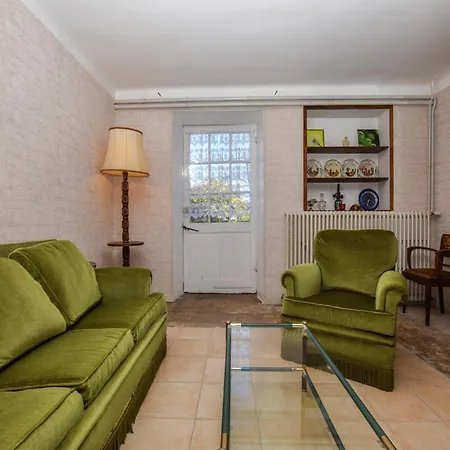 Beautiful Near The Forest, Cleaning Included Holiday home